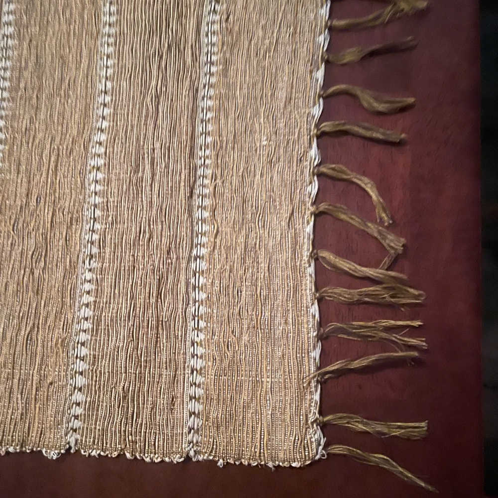 Rustic Tan Woven Table Runner w/ fringe and 6 matching placemats